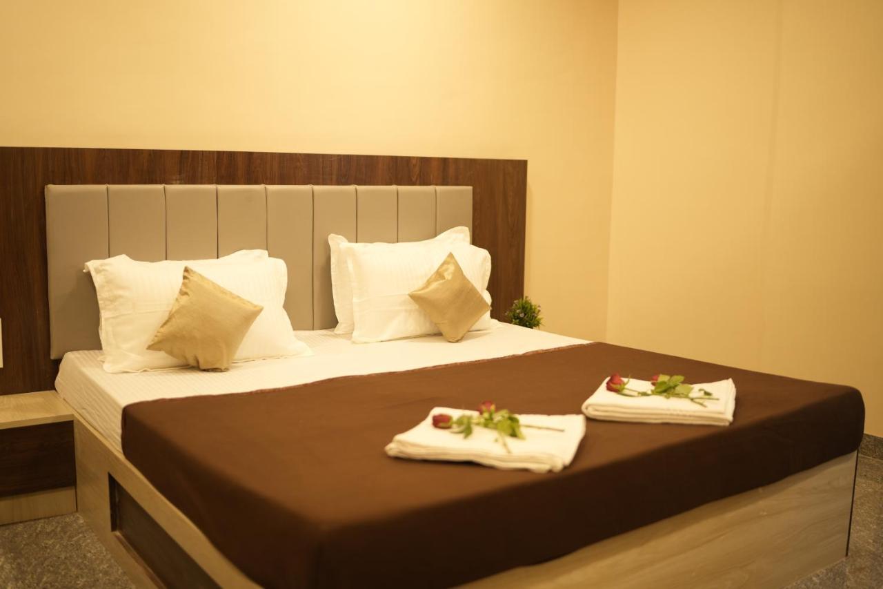 Hotel Sitara Inn Ratnāgiri Eksteriør bilde